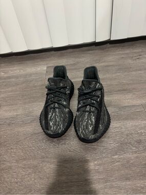 Yeezy Boost 350 V2 Black/Grey Zebra Pattern Sneakers